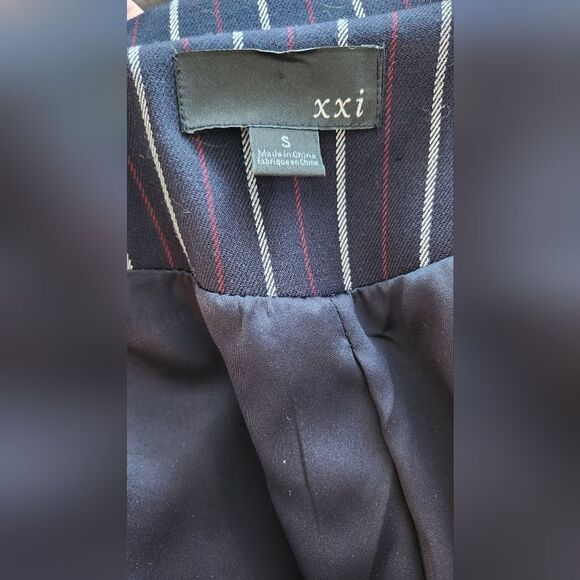 XXI Pinstripe Blazer - Sz Small - Picture 8 of 10